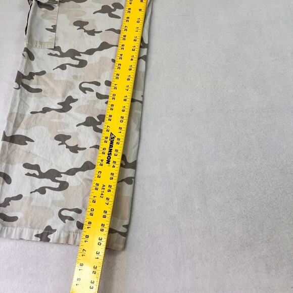 RSQ Pants Womens Cargo Mid Rise Canvas Camo Khaki Baggy Straight Wide Leg - Picture 6 of 10